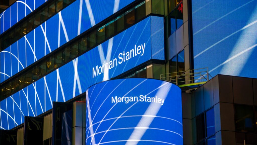 Фото: Shutterstock/rblfmr