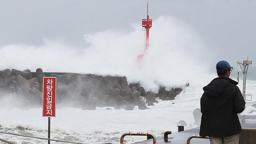 На Приморье движется супертайфун со скоростью ветра в 80 м/c