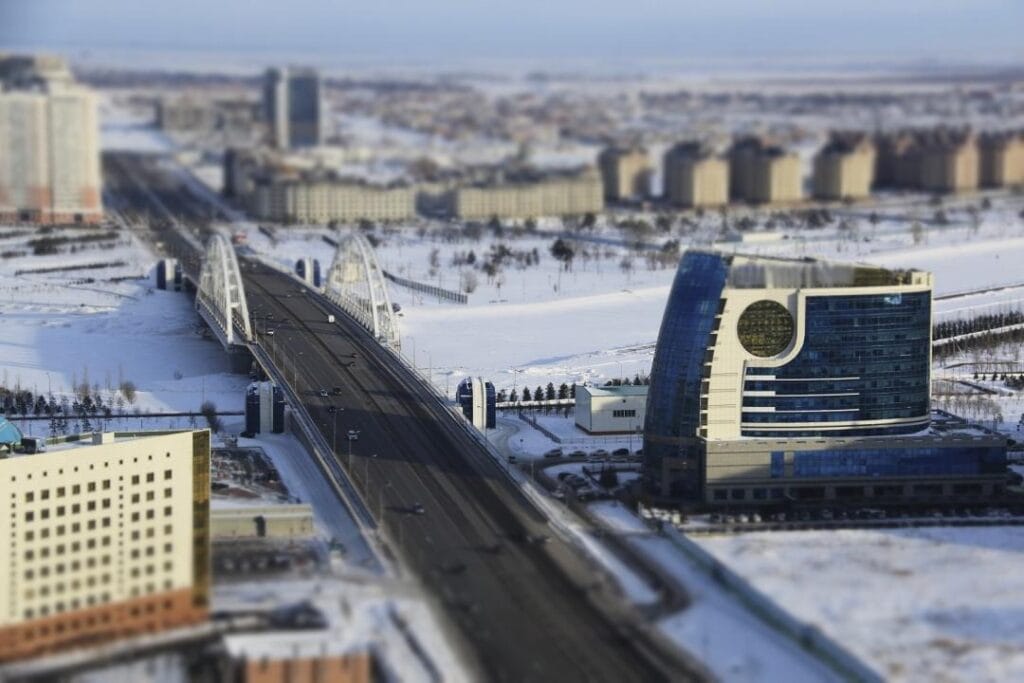 Как на левом берегу формируется Нур-Султан-Сити