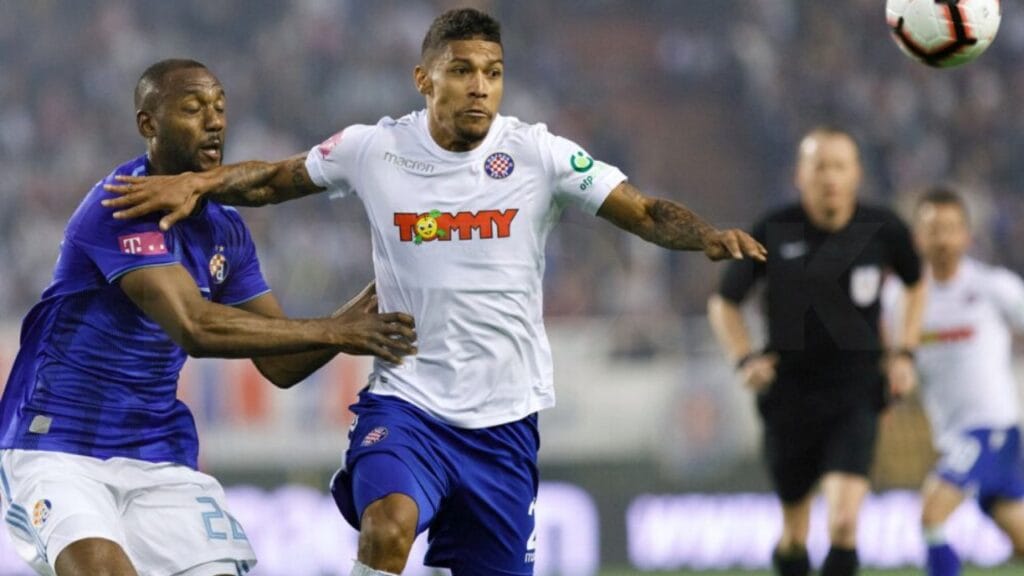 «Кайрат» предложил рекордные деньги за футболиста