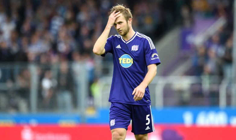 Бывший футболист сборной Казахстана судится с ФК «Астана»