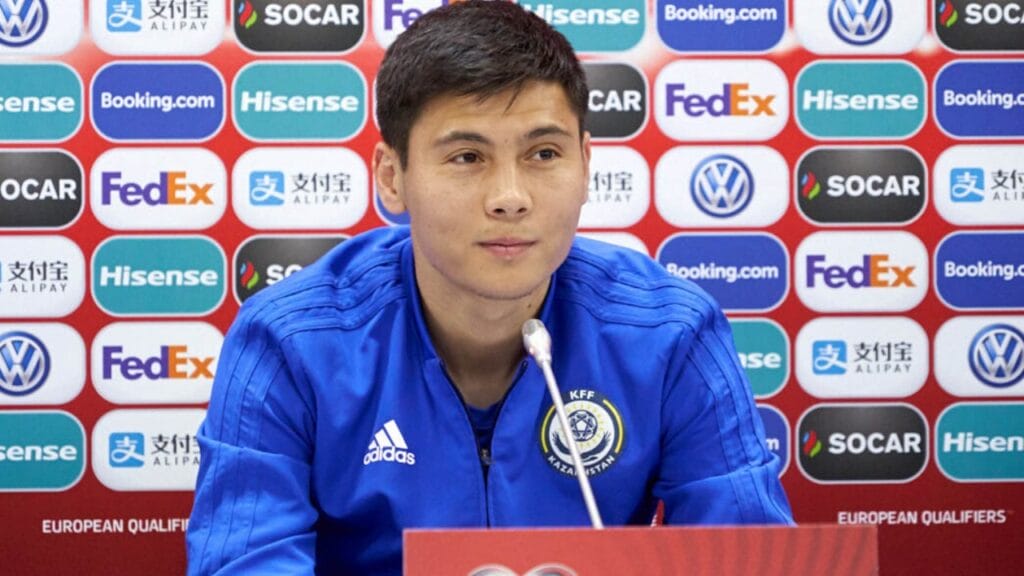 Казахстанским футболистом интересуется самый богатый клуб России