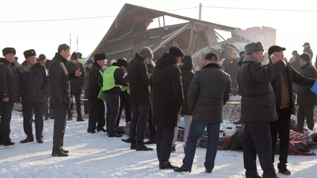 Апатқа ұшыраған Bek Air ұшағының өздігінен жазу құралдары оқылды