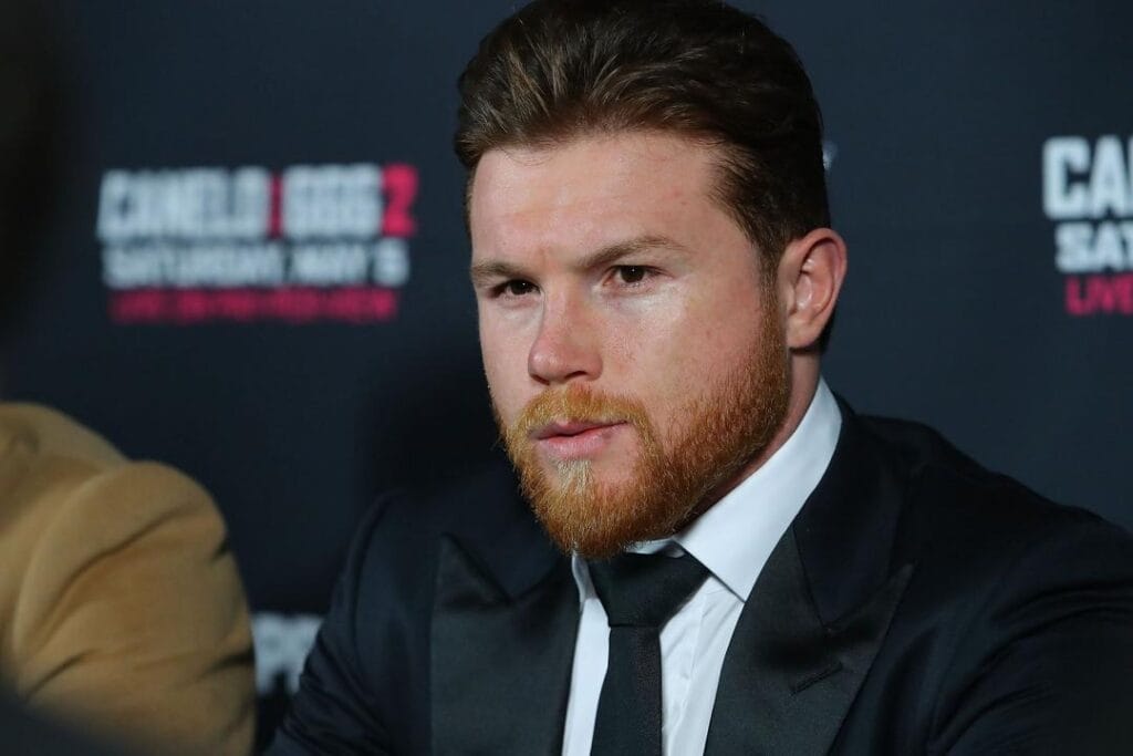 Канело выбрал Сондерса на майский бой