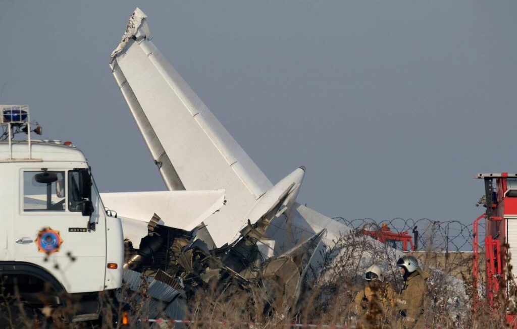 Алматинский аэропорт опубликовал поминутную хронологию авиакатастрофы