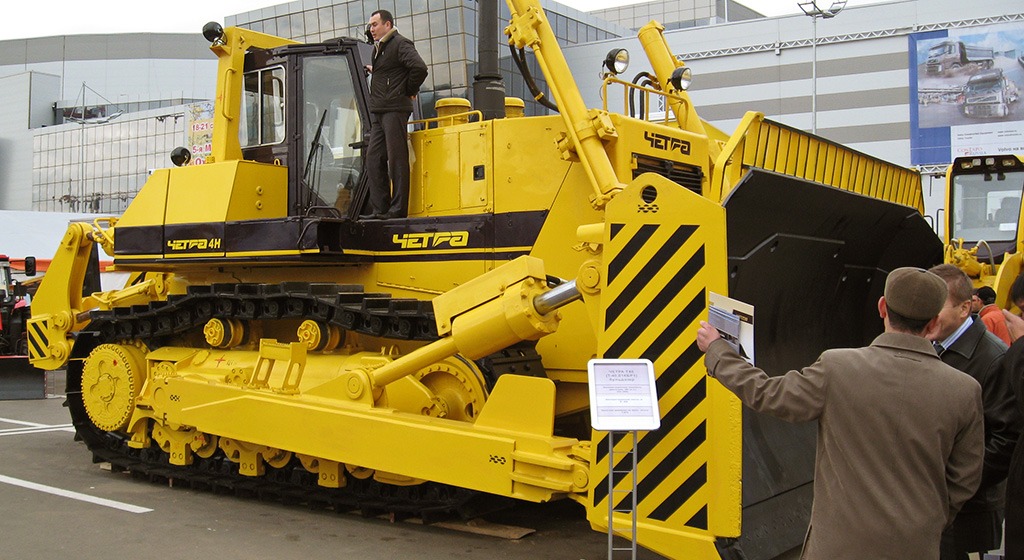 Российская компания будет производить в Узбекистане тяжелую строительную технику