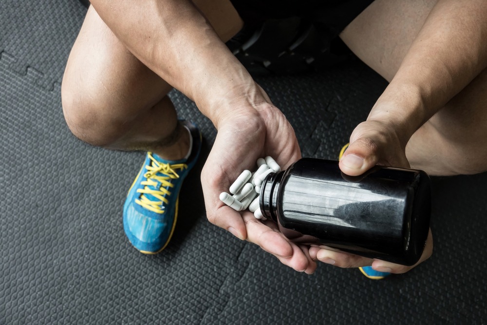 Семь казахстанских штангистов дисквалифицированы за применение допинга