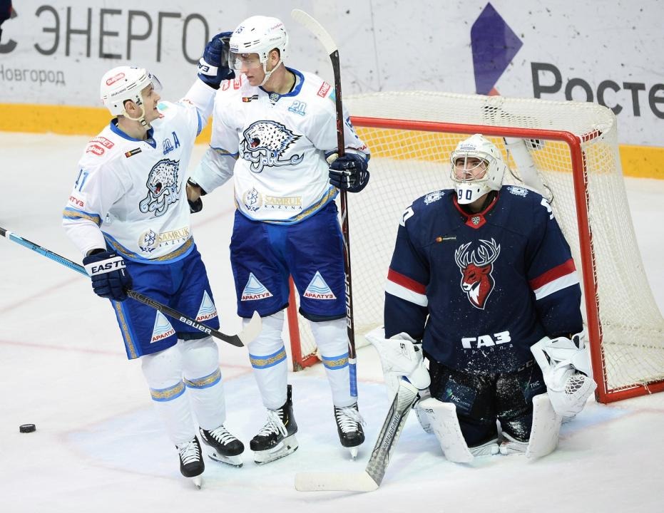 «Барыс» разгромил «Торпедо» в матче КХЛ