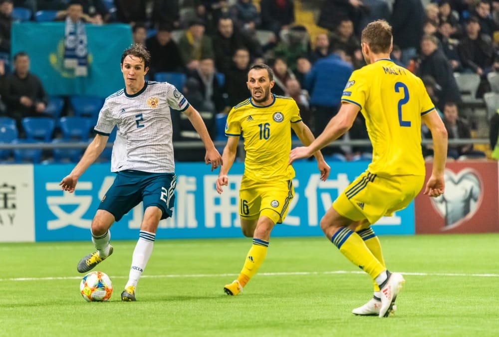 ФК «Кайрат» заметно урежет зарплатную ведомость