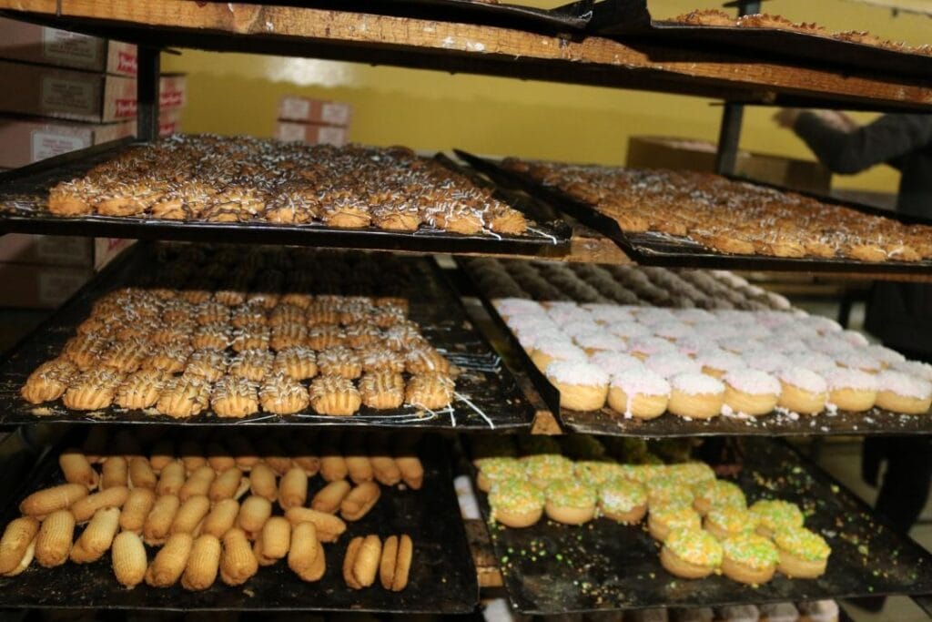 Орта білімі болмаса да жеке кәсібін дөңгелетіп отыр