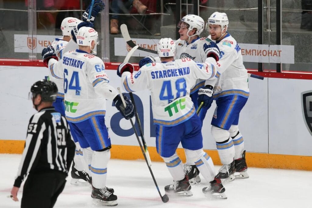 «Барыс» на выезде обыграл «Авангард» в матче КХЛ