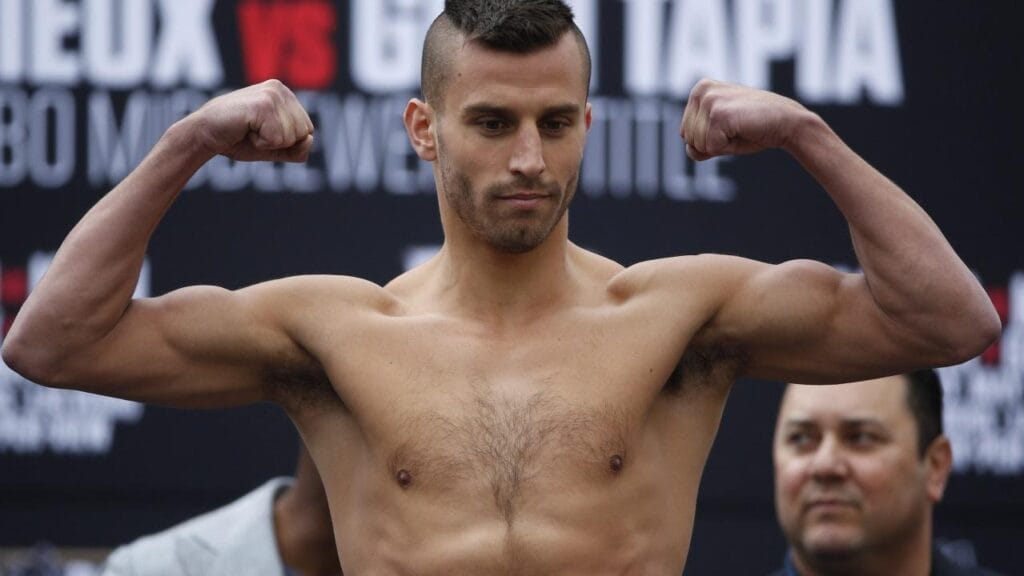 Лемье выиграл дебютный бой в Super middleweight с тремя нокдаунами