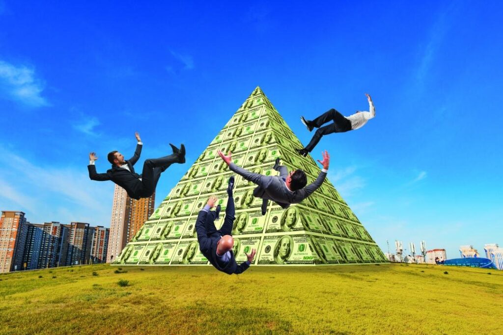 Коллаж: Вадим Квятковский