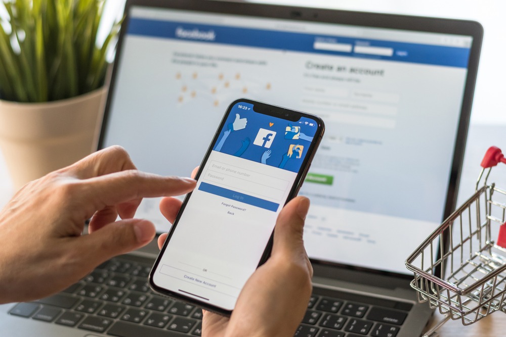 Facebook компаниясы ребрендинг жасады