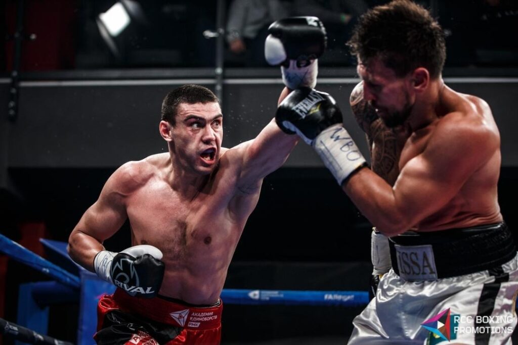 Иса Акбербаев проиграл нокаутом обидчику Василия Левита