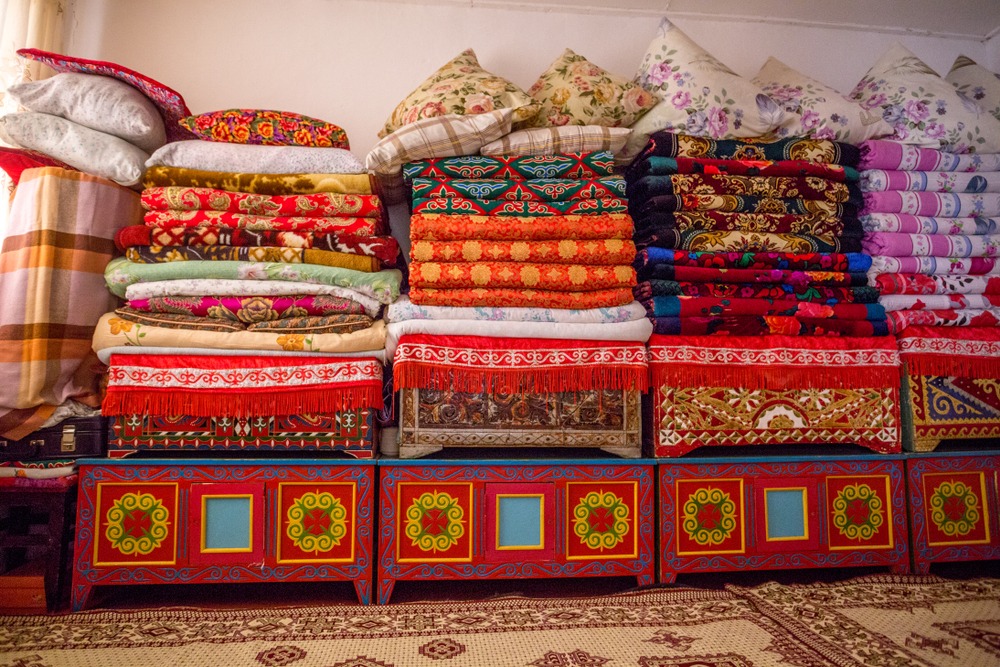 Как заработать на невестах в Казахстане