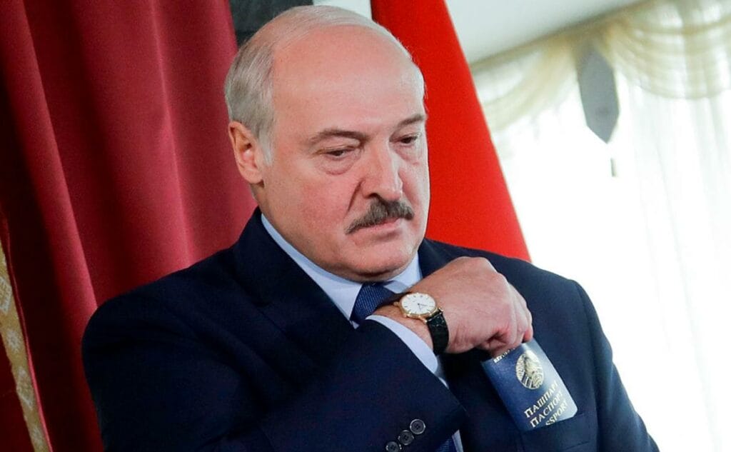 Лукашенко объяснил проведение «тайной» инаугурации
