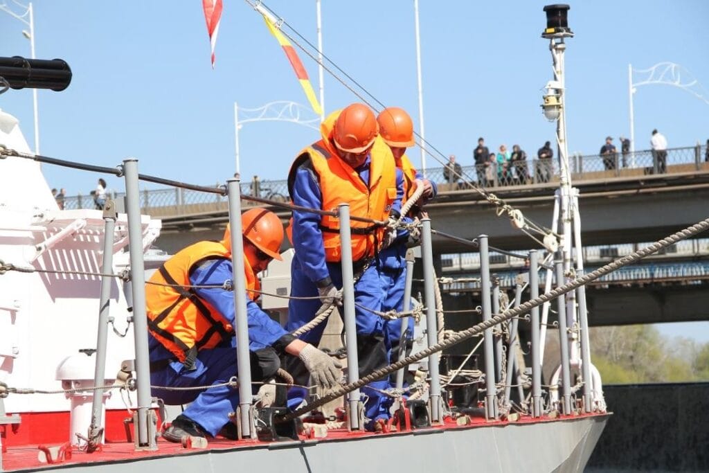 КНБ заказал у завода «Зенит» четыре военных корабля