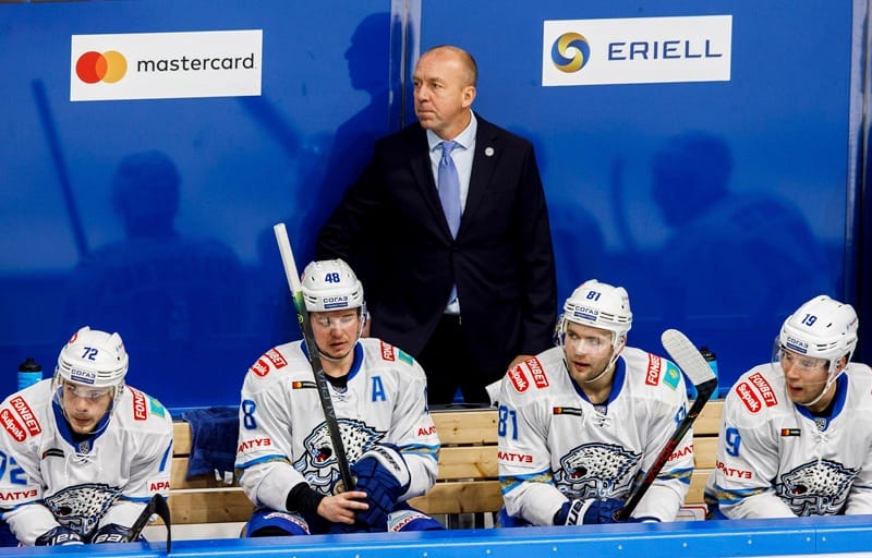 Наставник «Барыса» занимает шестое место в рейтинге тренеров КХЛ