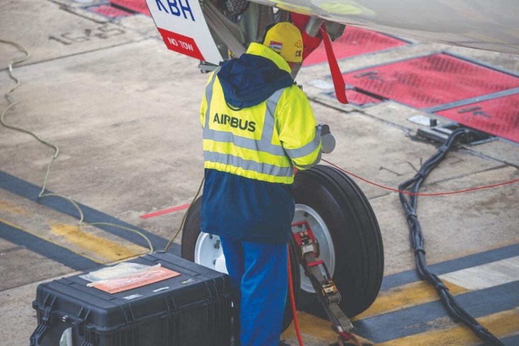 Почему задерживаются рейсы Air Astana