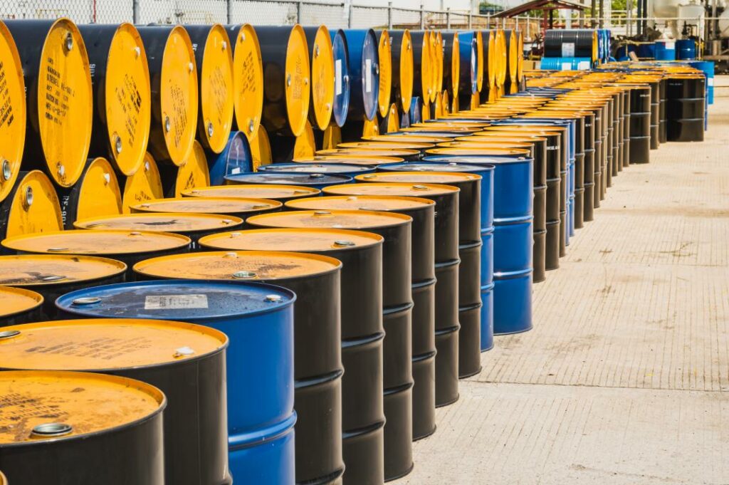 Мировые цены на нефть падают на новостях о коронавирусе у Трампа