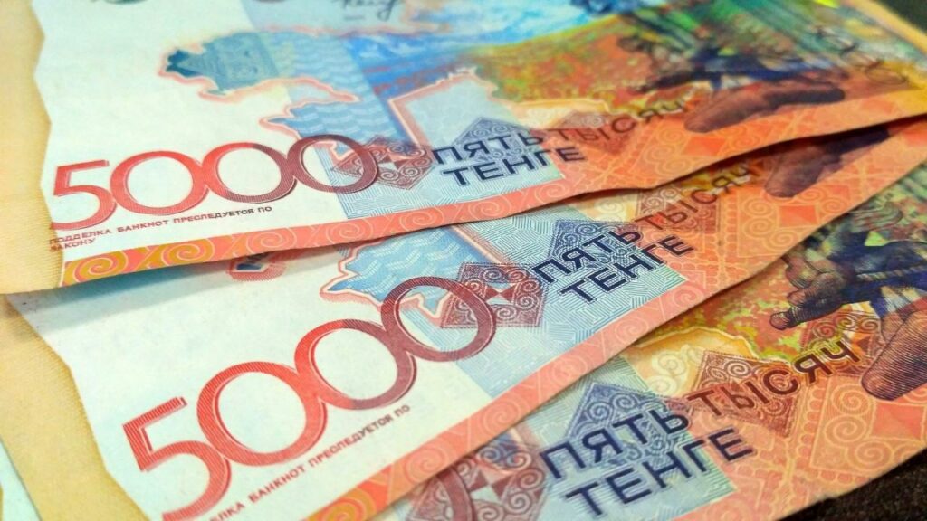 Чиновников Актобе подозревают в хищении 21,8 млн тенге
