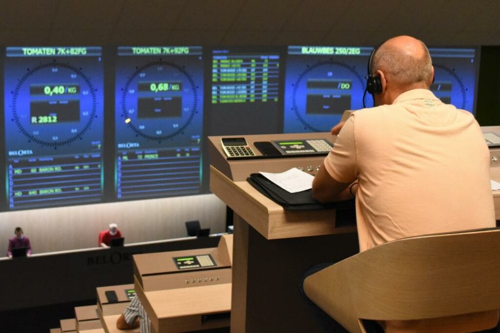 Премию Нобеля по экономике вручат ученым Стэнфордского университета