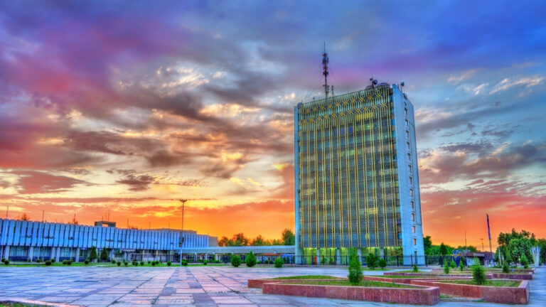 How Uzbekistan Will Attract Foreign Capital During a Global Recession