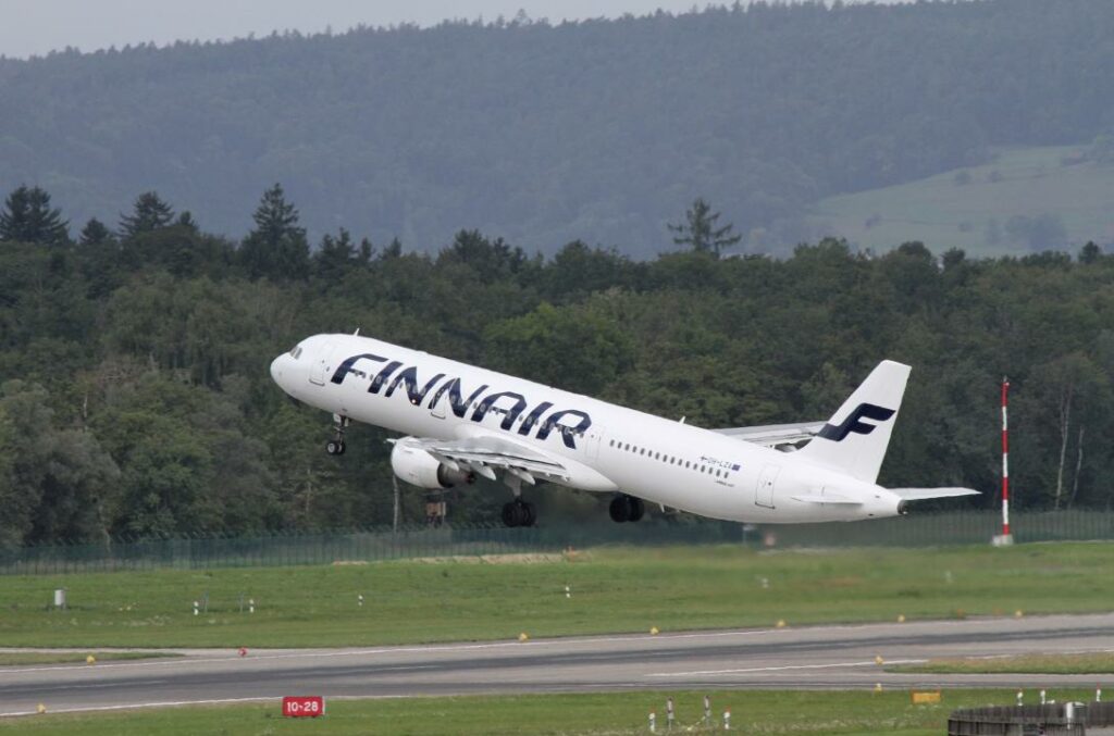 Авиакомпания Finnair потеряла более 430 млн евро