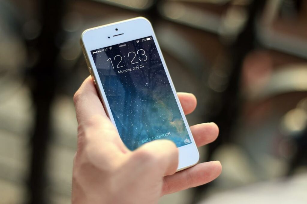 Рыночная стоимость Apple снизилась на $100 млрд