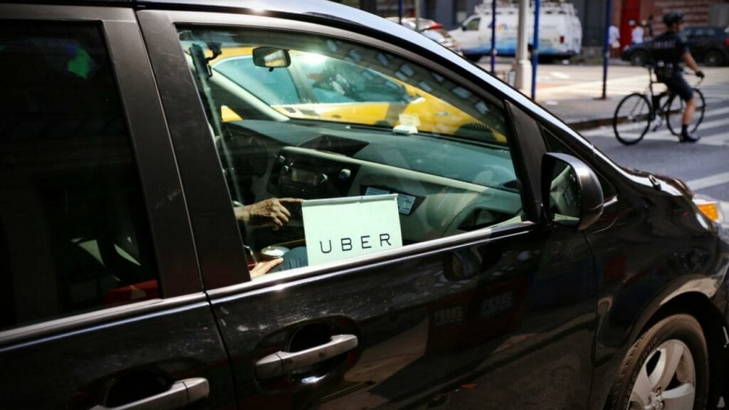 Uber потеряла более $1 млрд из-за пандемии