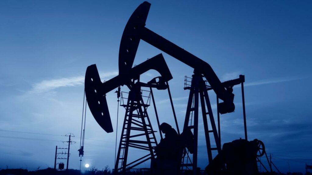 Нефть дешевеет в ходе американских торгов