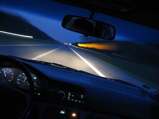 10 миллион теңге ұрлаған екі ер адам ұсталды