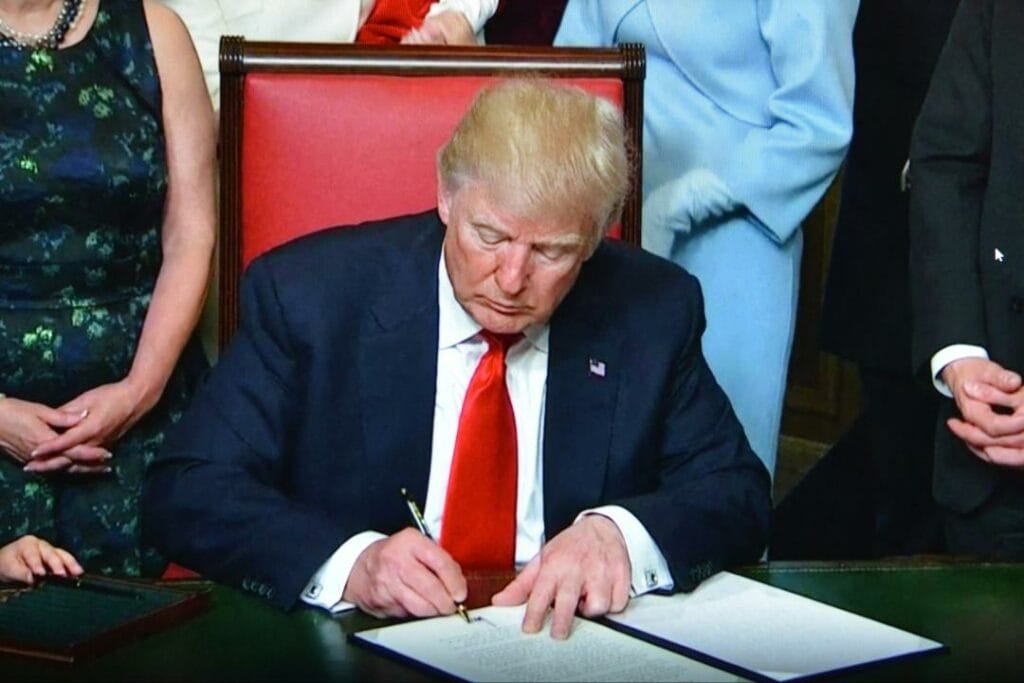 Трамп намерен помиловать своих детей перед уходом из Белого дома