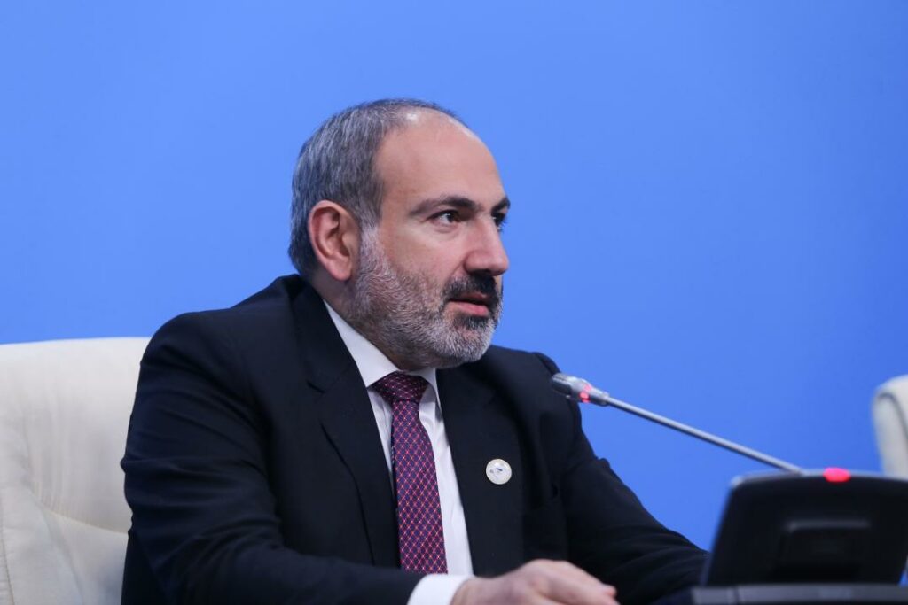 В Армении снова требуют отставки Пашиняна