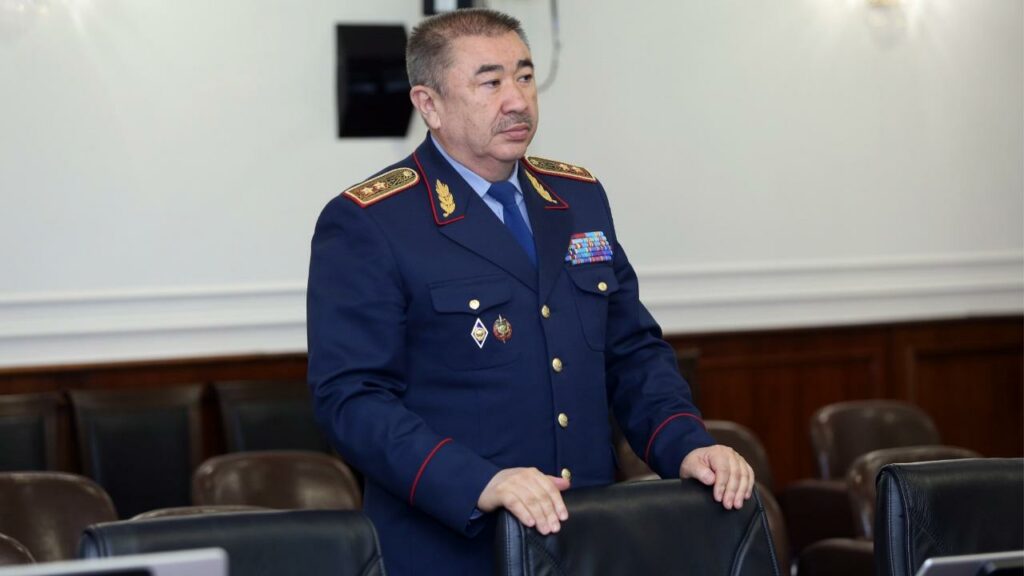 Преступность в Казахстане снизилась на треть