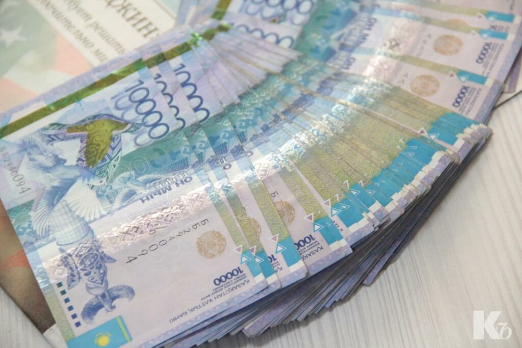 Камеральный контроль в сфере госзакупок выявил нарушения более чем на 1 трлн тенге