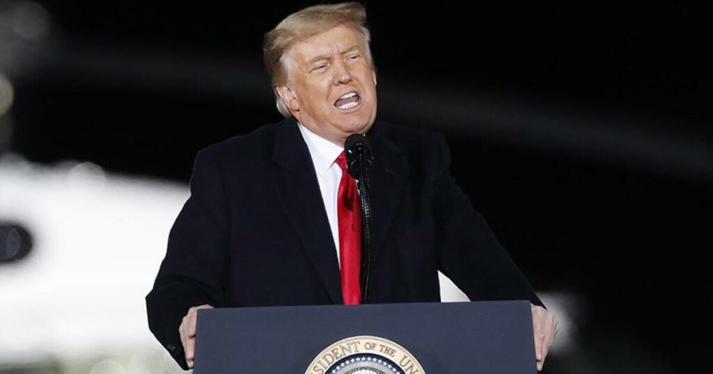 Twitter решил навсегда прекратить действие аккаунта Трампа