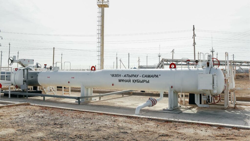 Казахстан восстановил транспортировку нефти через Россию