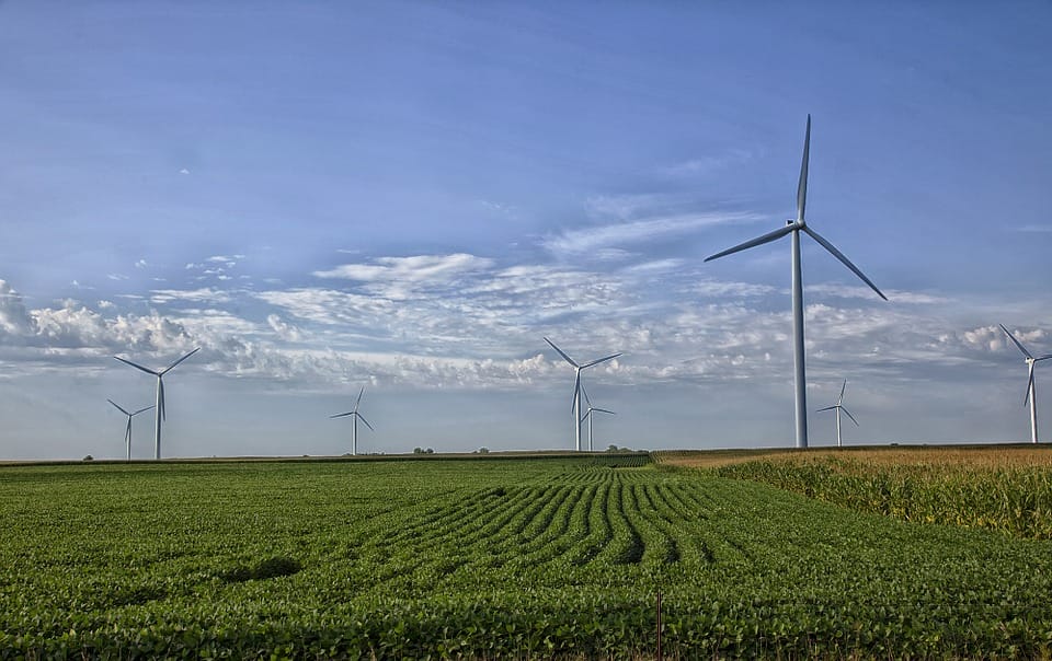 Total покупает 20% в индийской Adani Green Energy
