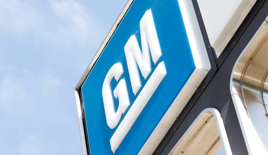 Microsoft инвестирует в подразделение беспилотников GM $2 млрд