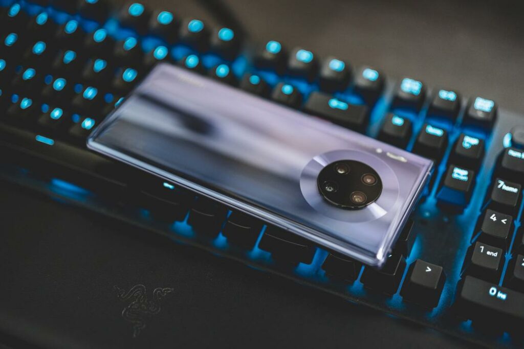 Япония и США планируют объединить силы в сфере 5G