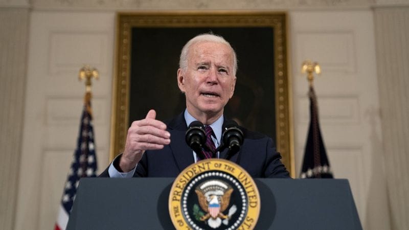 Байден: Трамп өзінің мінез-құлқына байланысты құпия деректерге қол жеткізбеуі керек