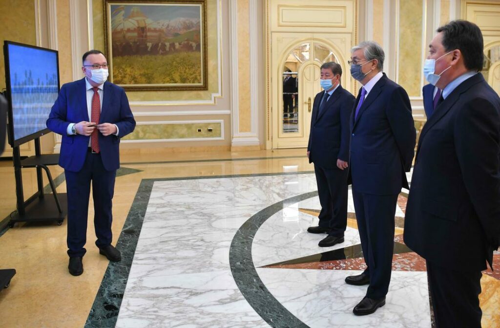 АО «Казахтелеком» продемонстрировало Касым-Жомарту Токаеву инструменты аналитики больших данных