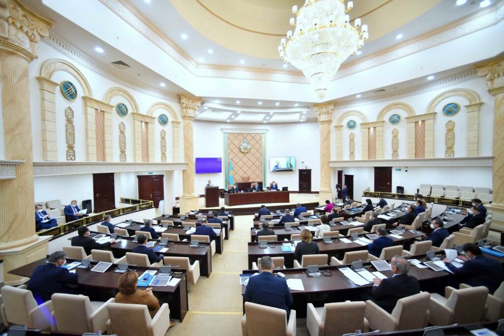 Сенат не принял законопроект по вопросам добычи урана