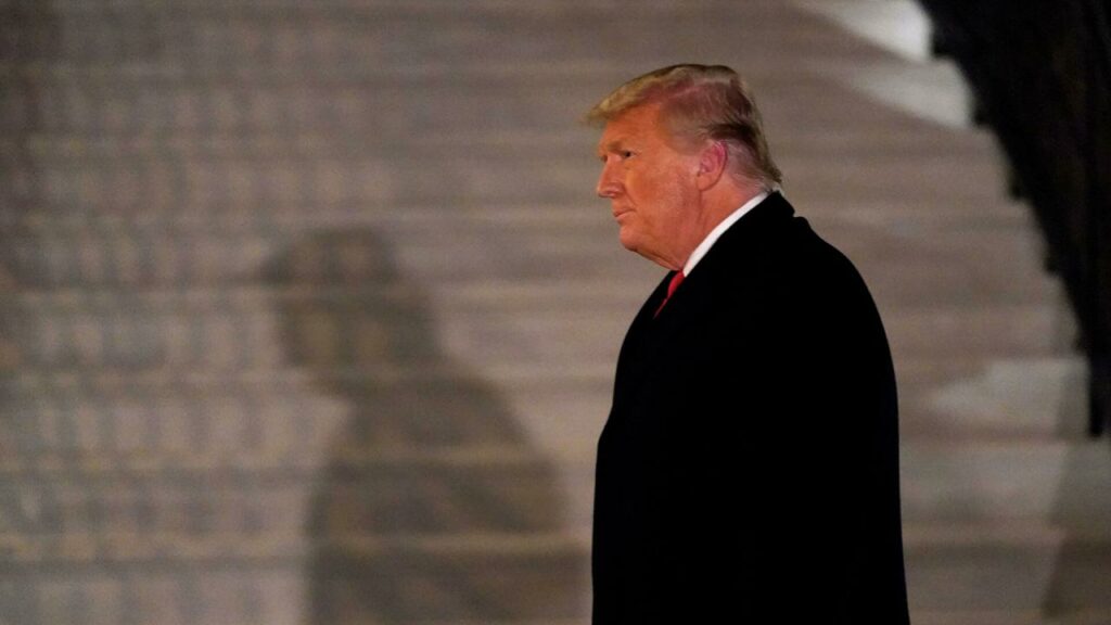 Трамп қызметінен кеткеннен кейін алғаш рет көпшілік алдында сөйлейді