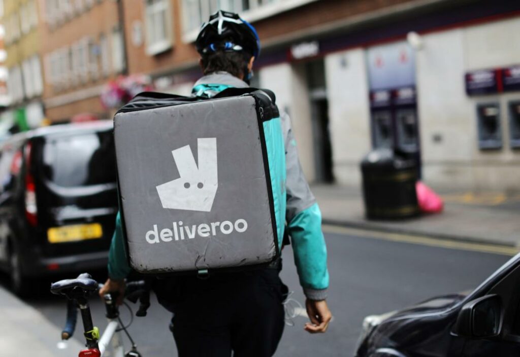Основатель британского Deliveroo позволит клиентам принять участие в IPO