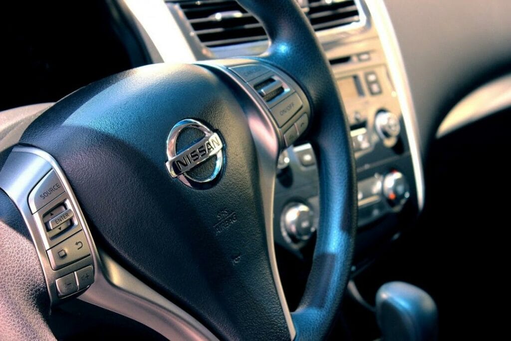 Nissan отзывает 4,4 тыс. автомобилей в России