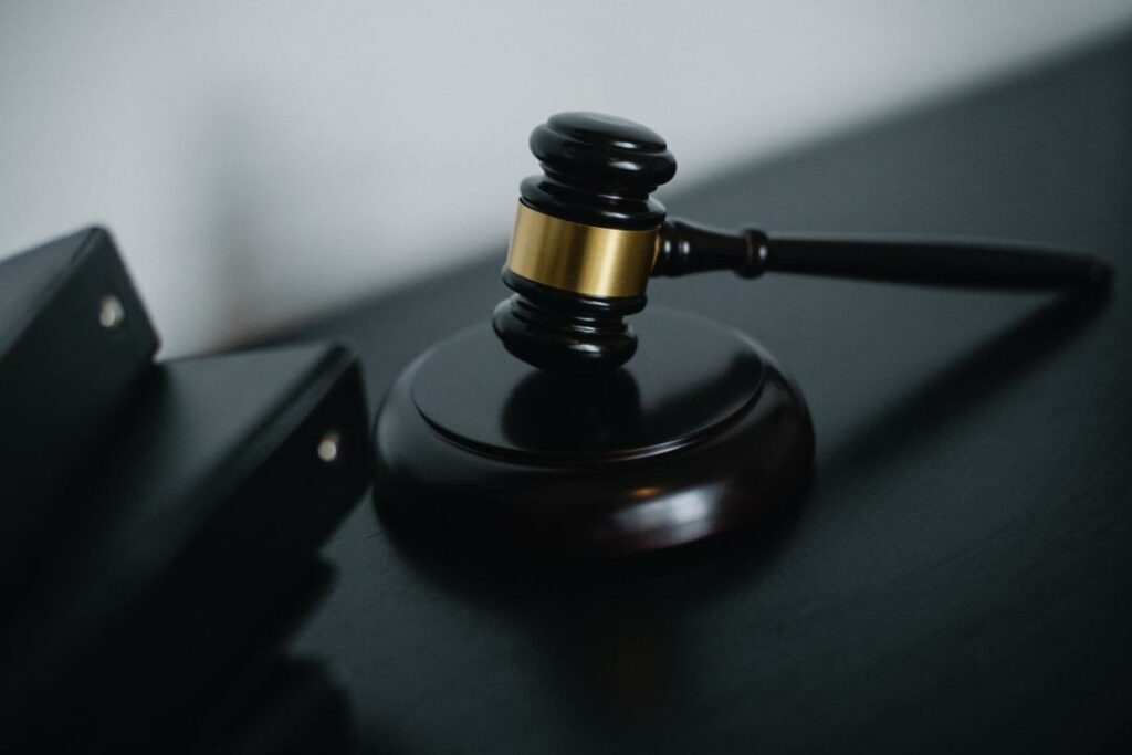 Руководители Finbet получили нелегальный доход на 300 млн