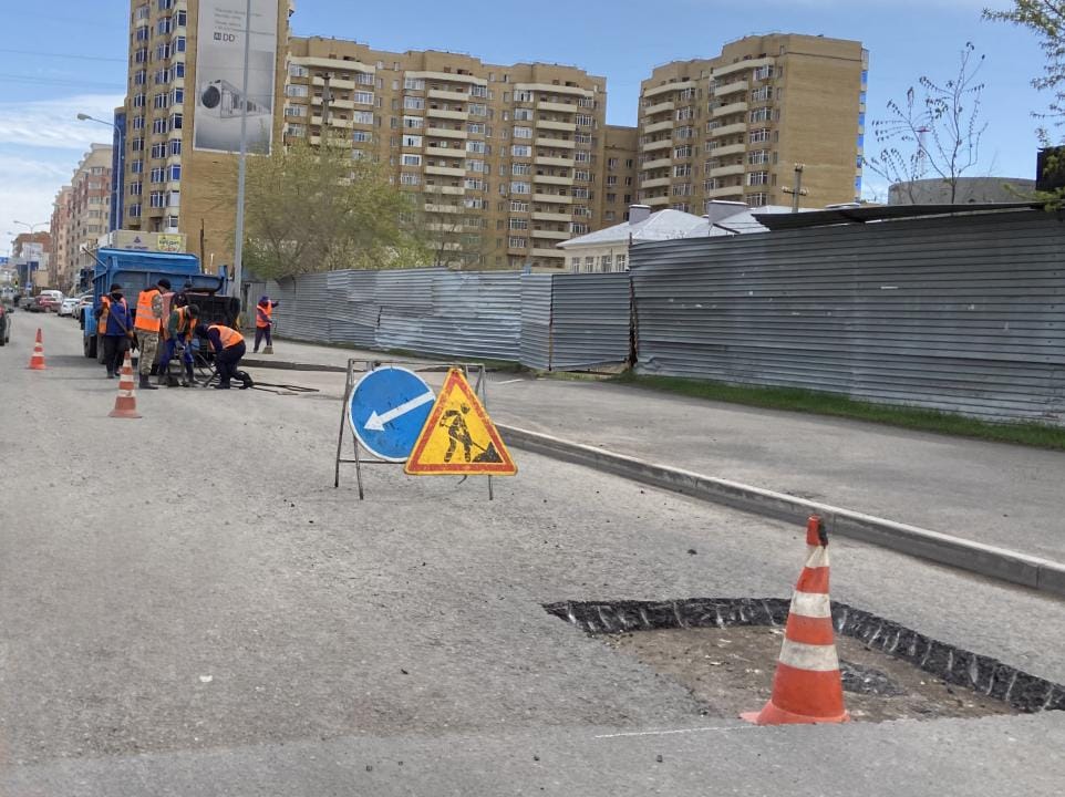 В Казахстане предложили больше тратить на строительство дорог